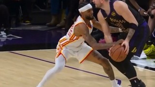 大乐透开奖结果查询-下手必被抓！沃克盯防东契奇被造三分犯规 老鹰挑战失败